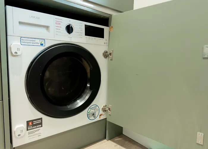 Kilex House - Monthly Stay 3 Bed Bike Store Contractors